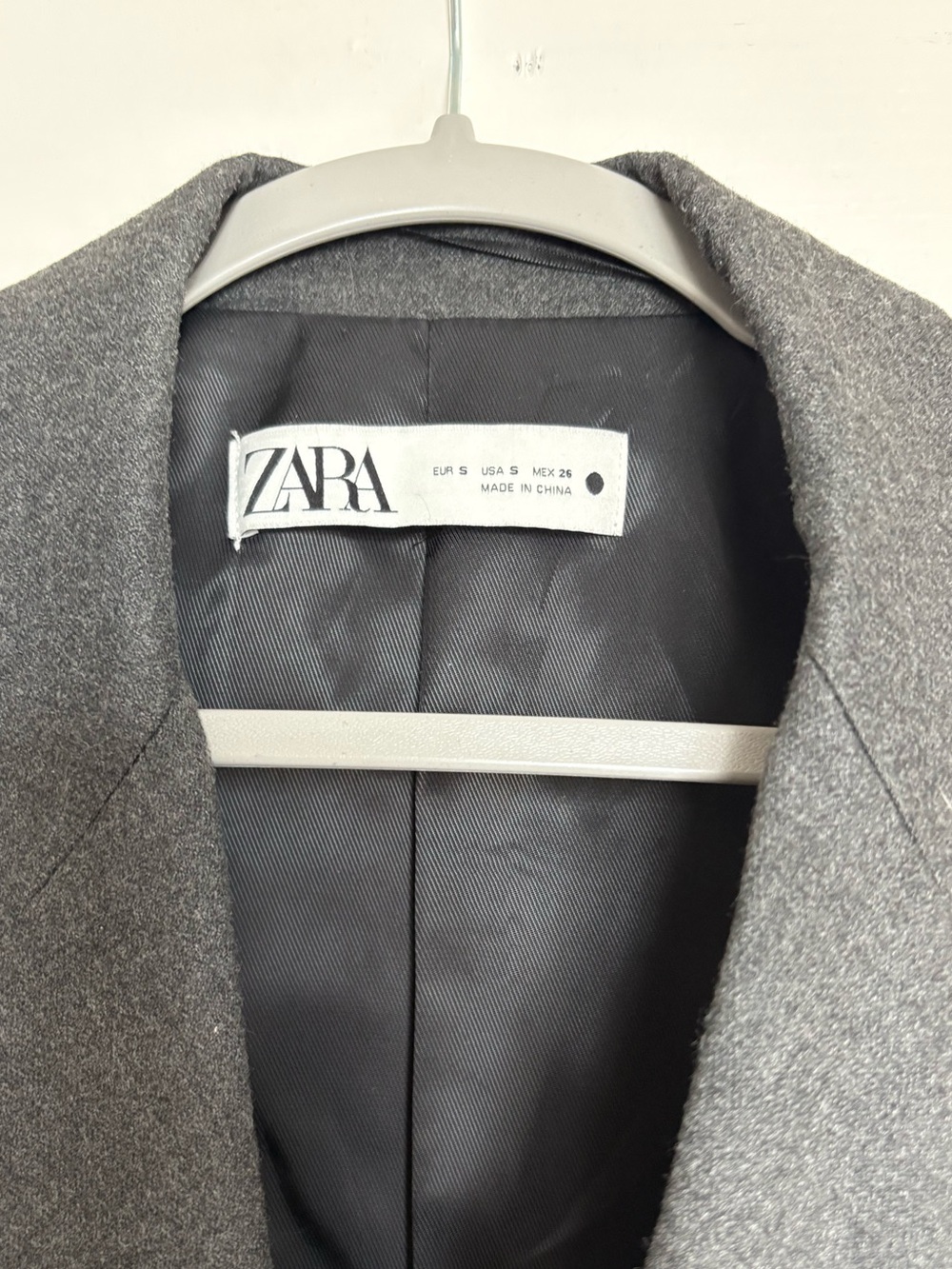 Zara Grey Wool-Blend Tailored Blazer size S - Picture 3 of 7